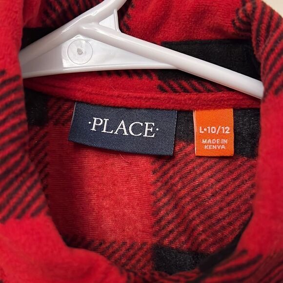The Childrens Place size 10/12 boys red/black flannel plaid button up shirt. - Picture 4 of 5